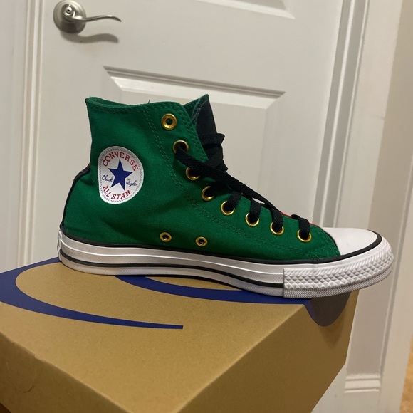 Custom Converse - Picture 2 of 4